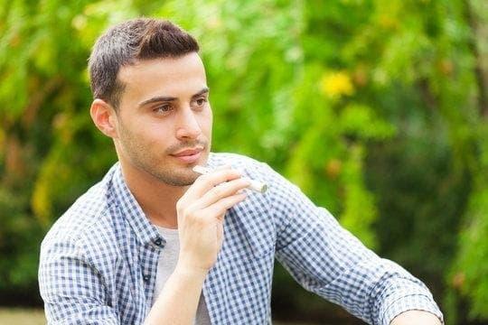 E-cigareta safety review - can e cigarette cause cancer and what research reveals