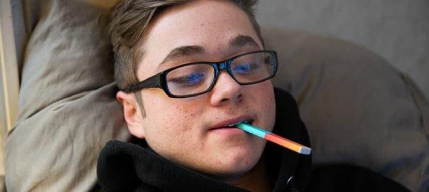 E-Cigarete tips and the delta airlines e-cigarette policy 2025 update, what travelers need to know about batteries and carry-on rules