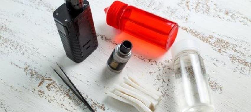How e-zigaretten Culture Influences Style as bella hadid e cigarette Ignites a New Era of Chic Vaping