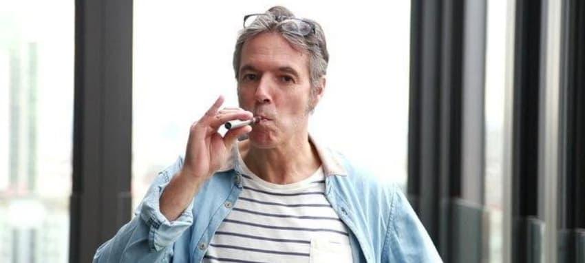 trực tiếp bóng đá coverage and livestream tips plus are e cigarettes a safe alternative to smoking explained for fans balancing sport and health