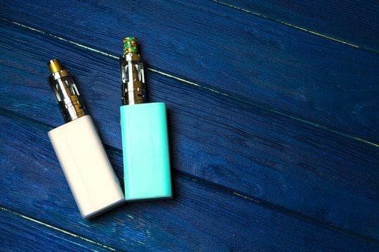 Vape Trends and Risks — Vape Compared in e cigs vs cigarettes Debate and Harm Reduction Tips